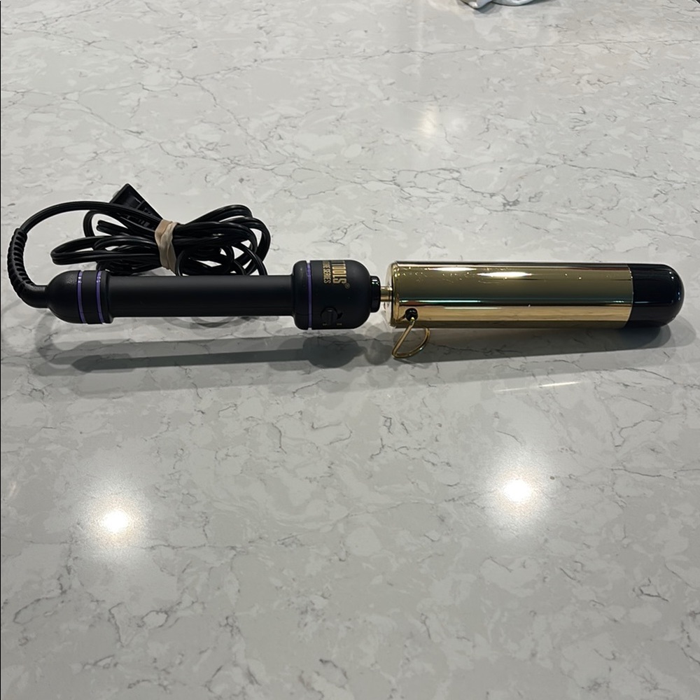 Professional Gold and Black Curling Iron